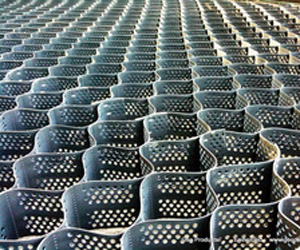 Георешетка Протон, h200мм, 3,5x3,5м=12,25м2, ячейка 210x210мм, с перфорацией