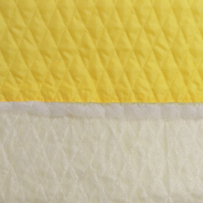 Стежка прошитая на синтепоне, 100 г/м2, ш. 150 см, желтая, цена 329.50 руб