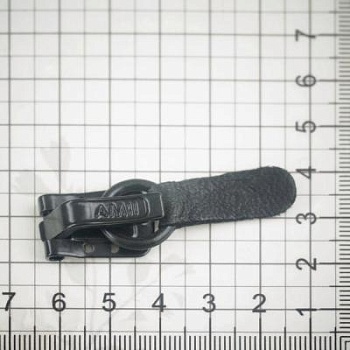 Крючок шубный, черный