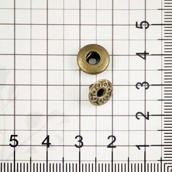 Кнопка пружинная 10 мм, антик