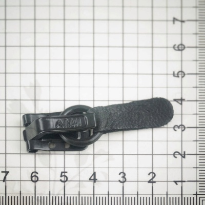 Крючок шубный, черный, цена 55.50 руб