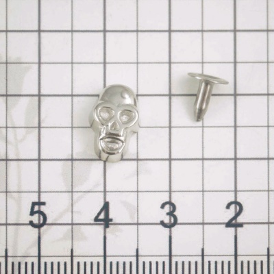 Хольнитен Череп, никель, цена 