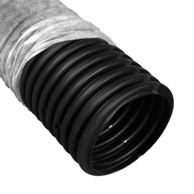Труба дренажная гофрированная d=110мм, с перфорацией, в фильтре, цена 202 руб