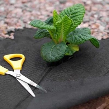 Спанбонд СУФ в пакетах, 60 г/м2, 2.1x10 м, черный