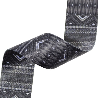 Стропа, с рисунком, 38 мм, полоски, серая, цена 168 руб