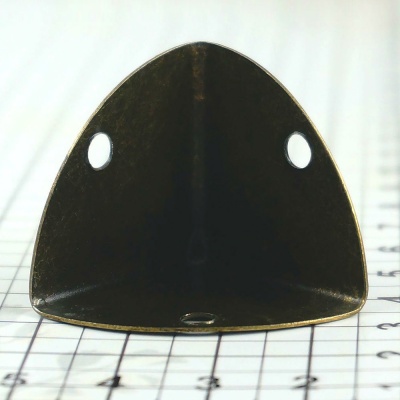 Уголок металлический, 23x23x23 мм, антик, цена 49 руб